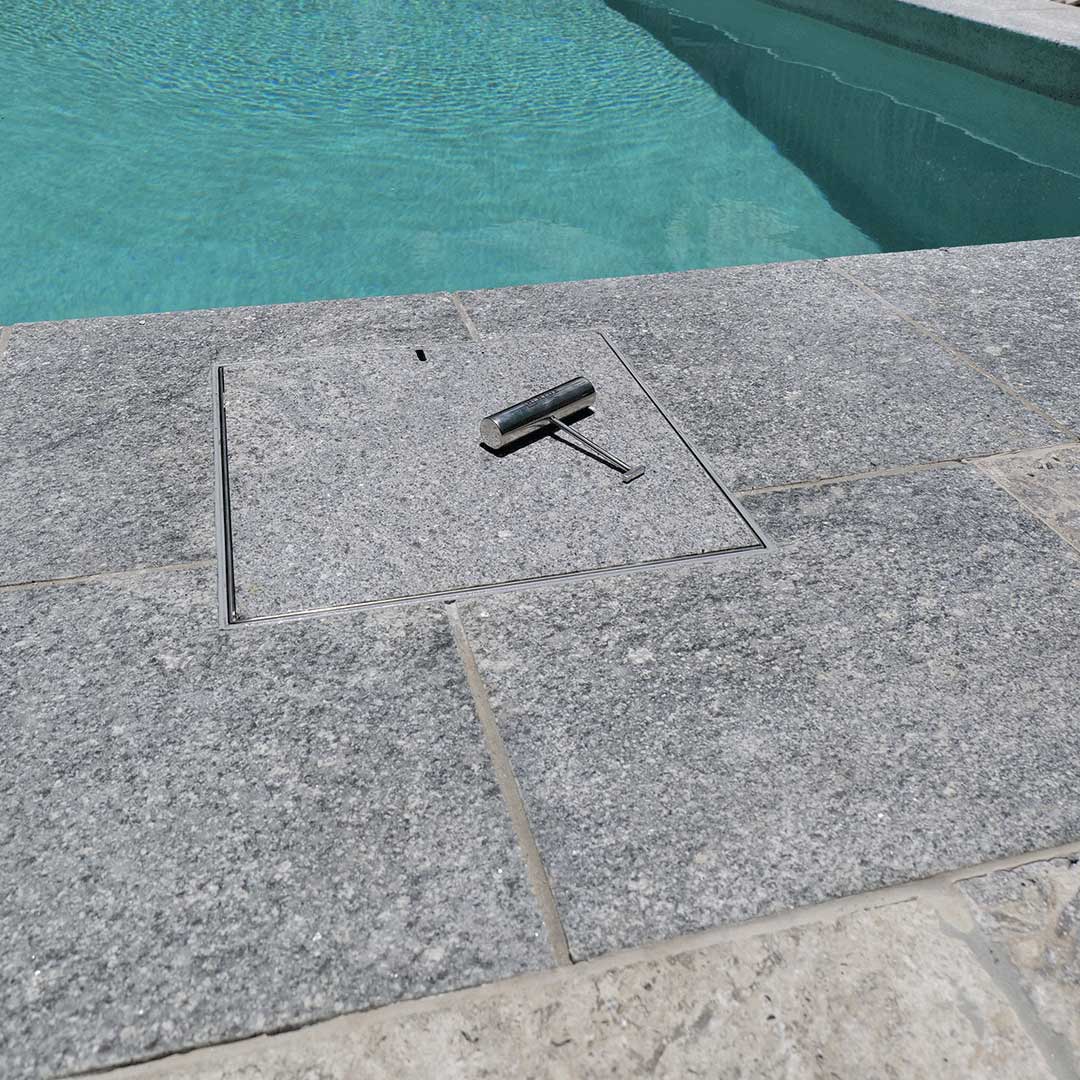 HIDE Skimmer Lid finished installation